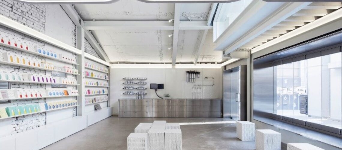Dr. Jart+'s Seoul flagship, designed by Betwin Space Design, is a fully working laboratory that minimizes pollution and maximizes hygiene.